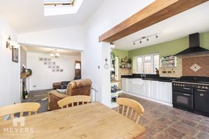 Photo 26- click for photo gallery